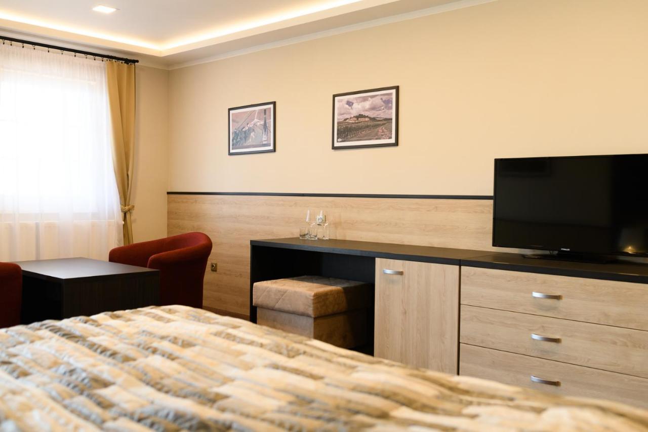 Vinarstvi U Kaplicky Hotel Zaječí Eksteriør billede