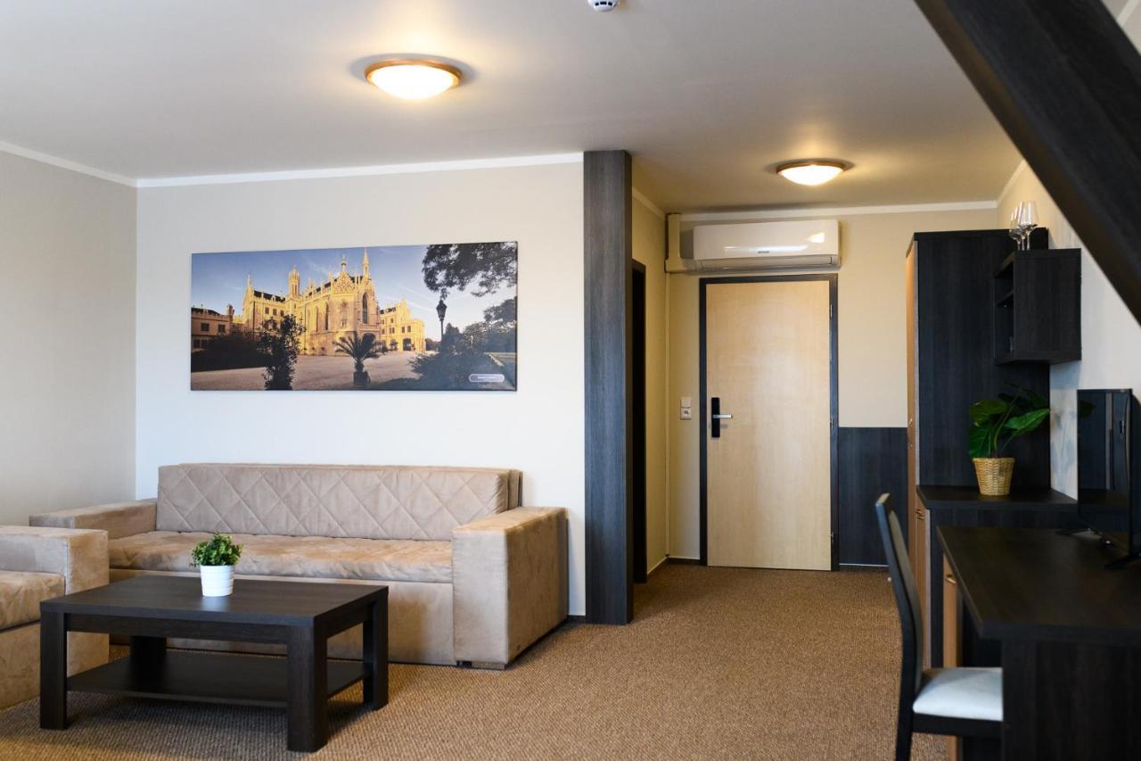 Vinarstvi U Kaplicky Hotel Zaječí Eksteriør billede